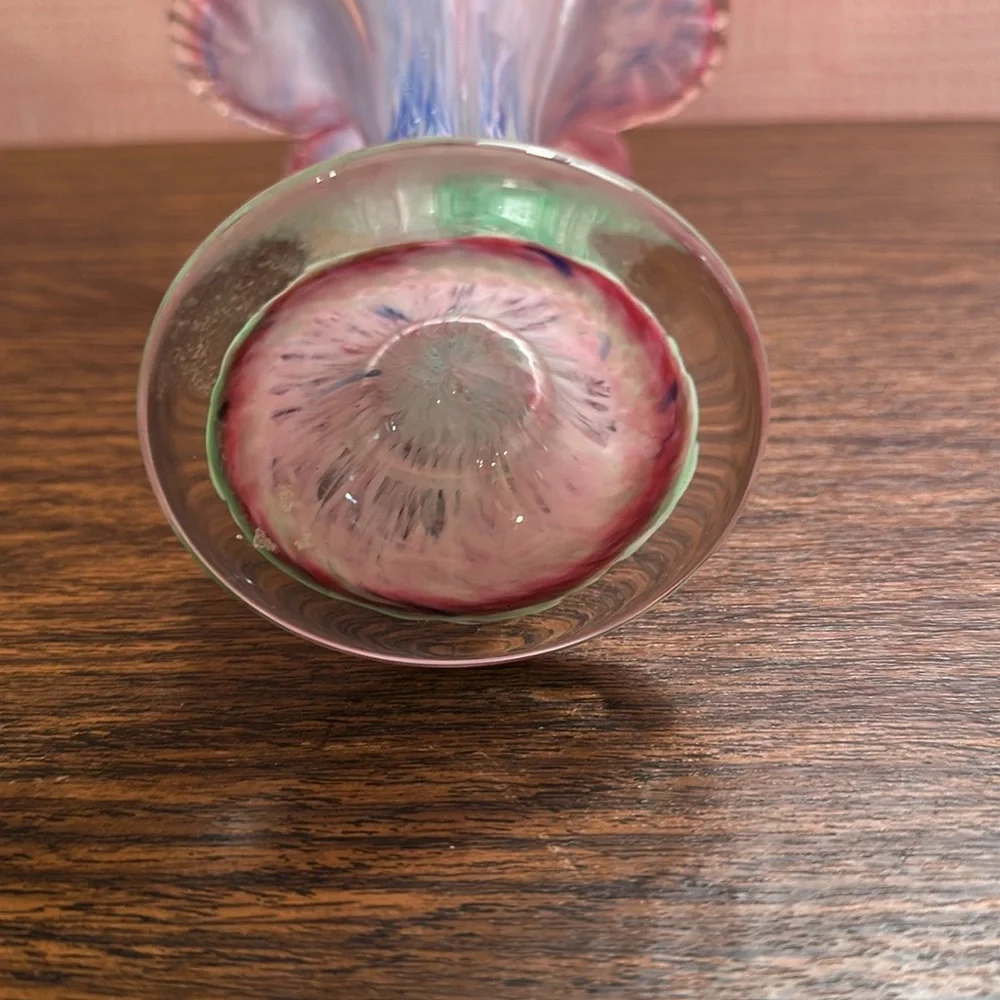 Vintage Art Glass Hand Blown 6” Vase